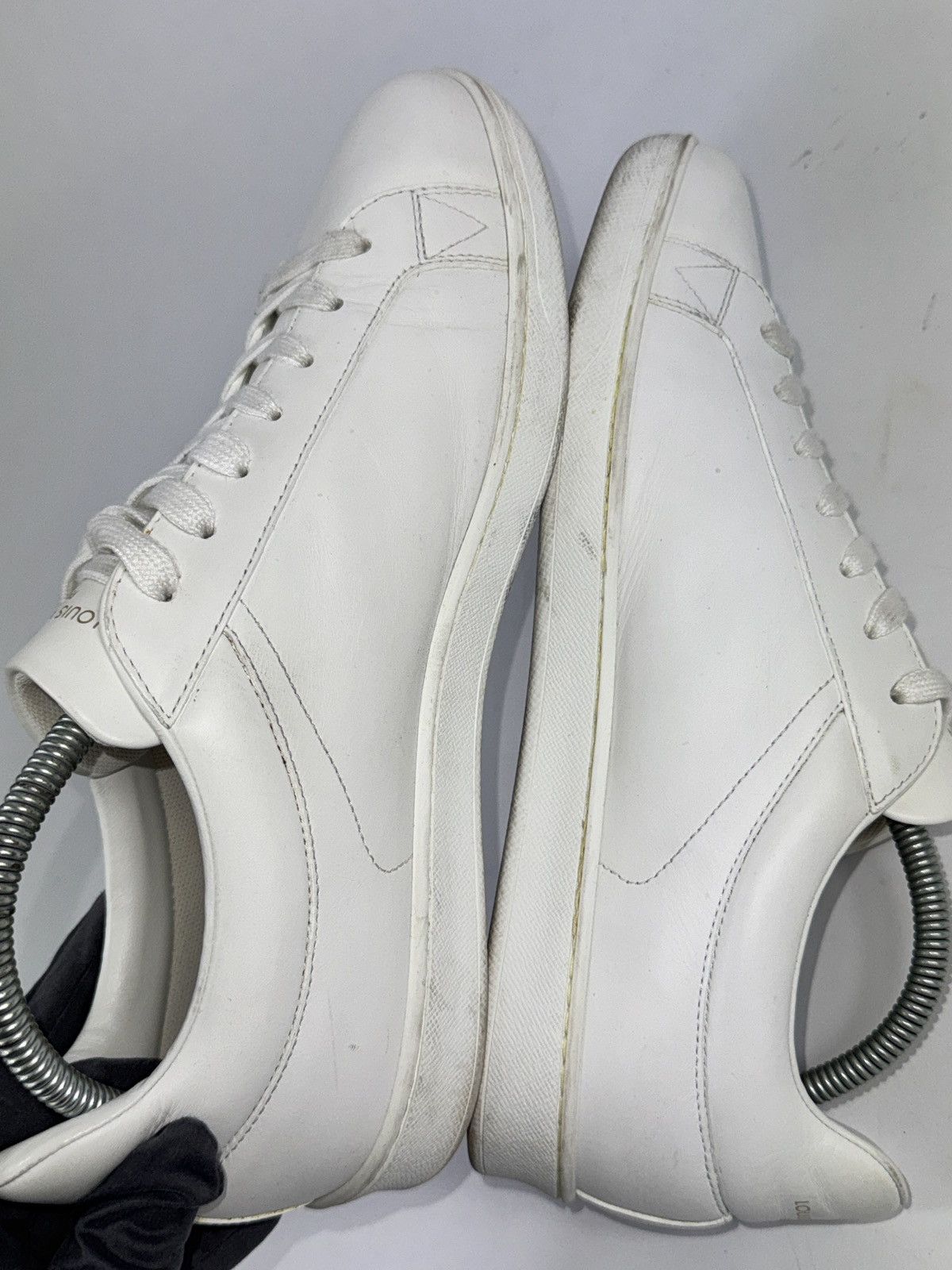 Louis Vuitton CLASSIC LOGO SNEAKERS Size US 8 / EU 41 - 6 Thumbnail