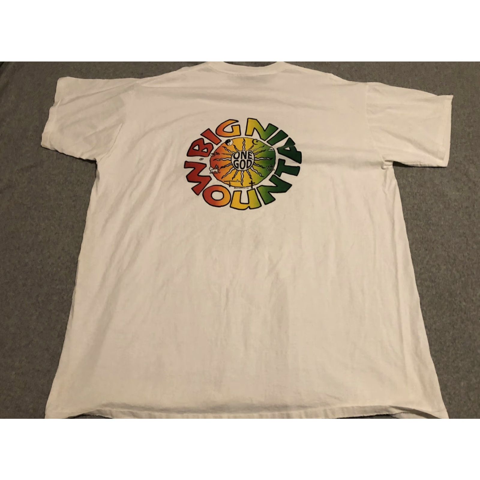 Vintage VINTAGE 1994 Big Mountain One God Reggae Shirt Mens 4XL White Short Sleeve T-Shirt All Sport Big & Tall Size US XXL / EU 58 / 5 - 3 Thumbnail