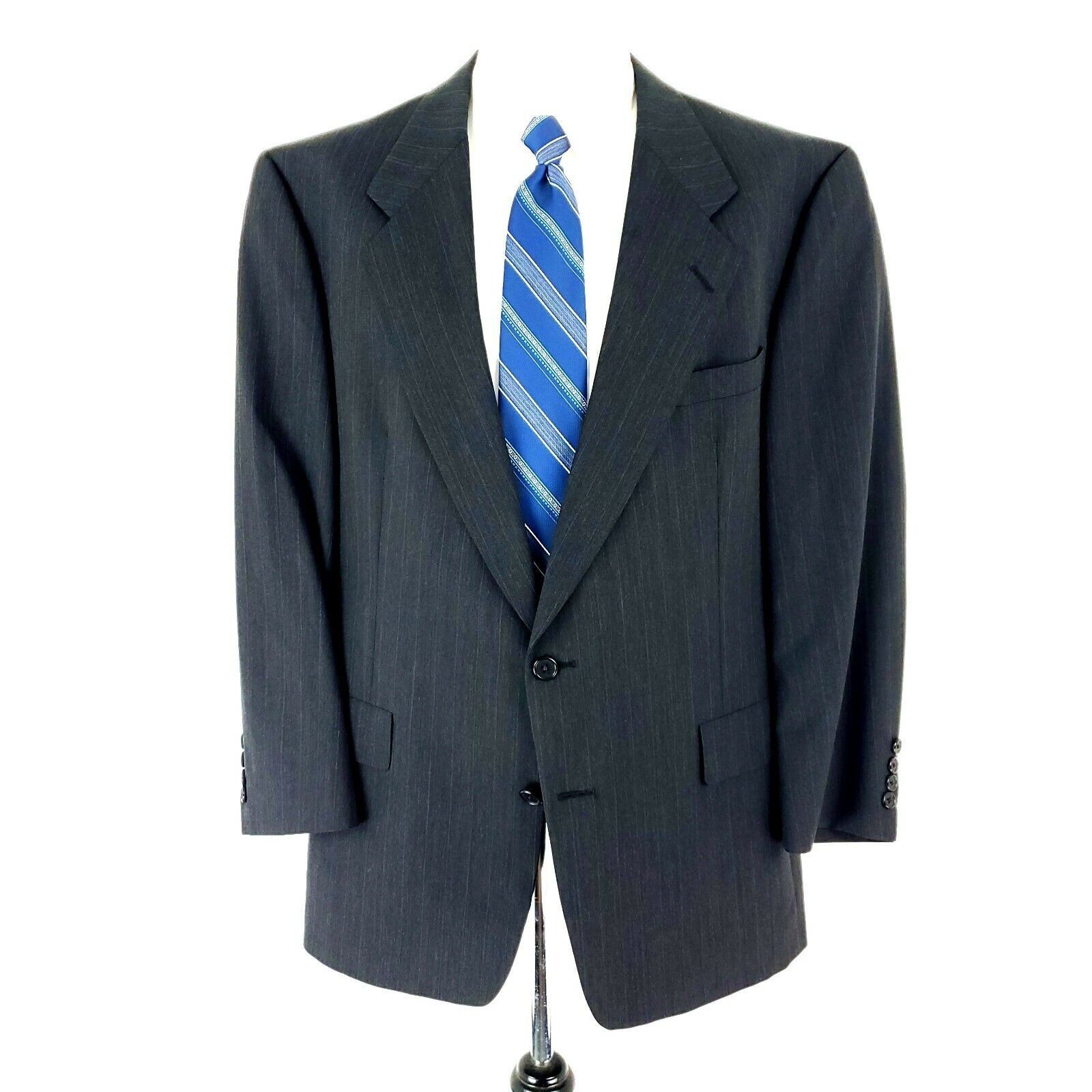 Hart Schaffner Marx Hart Schaffner Marx Wool 2 Button 2 Piece Suit 44R Gray Stri Size 44R - 4 Thumbnail