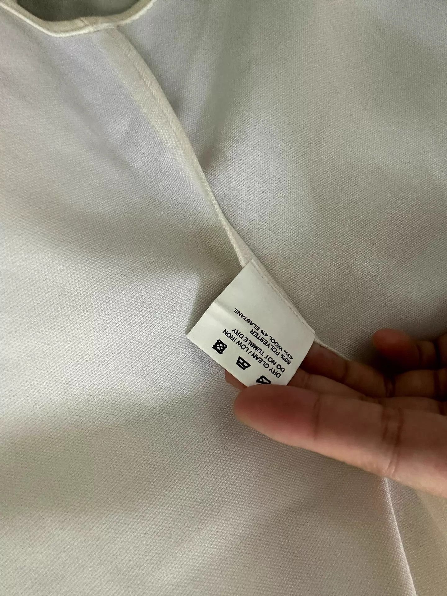 Jacquemus Jacquemus thick chic light shirt jacket worn once 9/10 Size XS / US 0-2 / IT 36-38 - 5 Thumbnail
