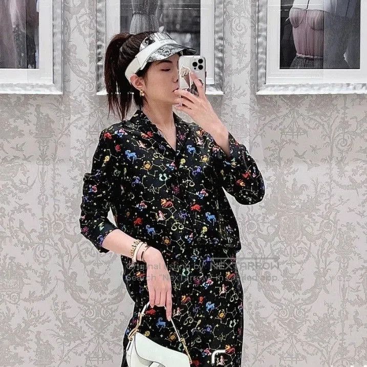 Dior dior zodiac patterned shirt size 34. Size US S / EU 44-46 / 1 - 6 Thumbnail