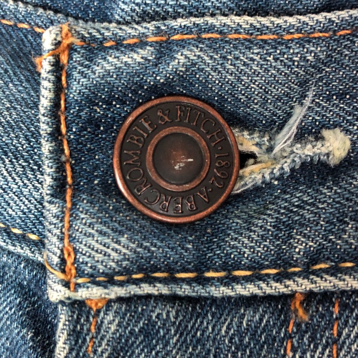Abercrombie & Fitch Vintage Abercrombie and Fitch Distressed Womenswear Denim Size 33" - 5 Thumbnail