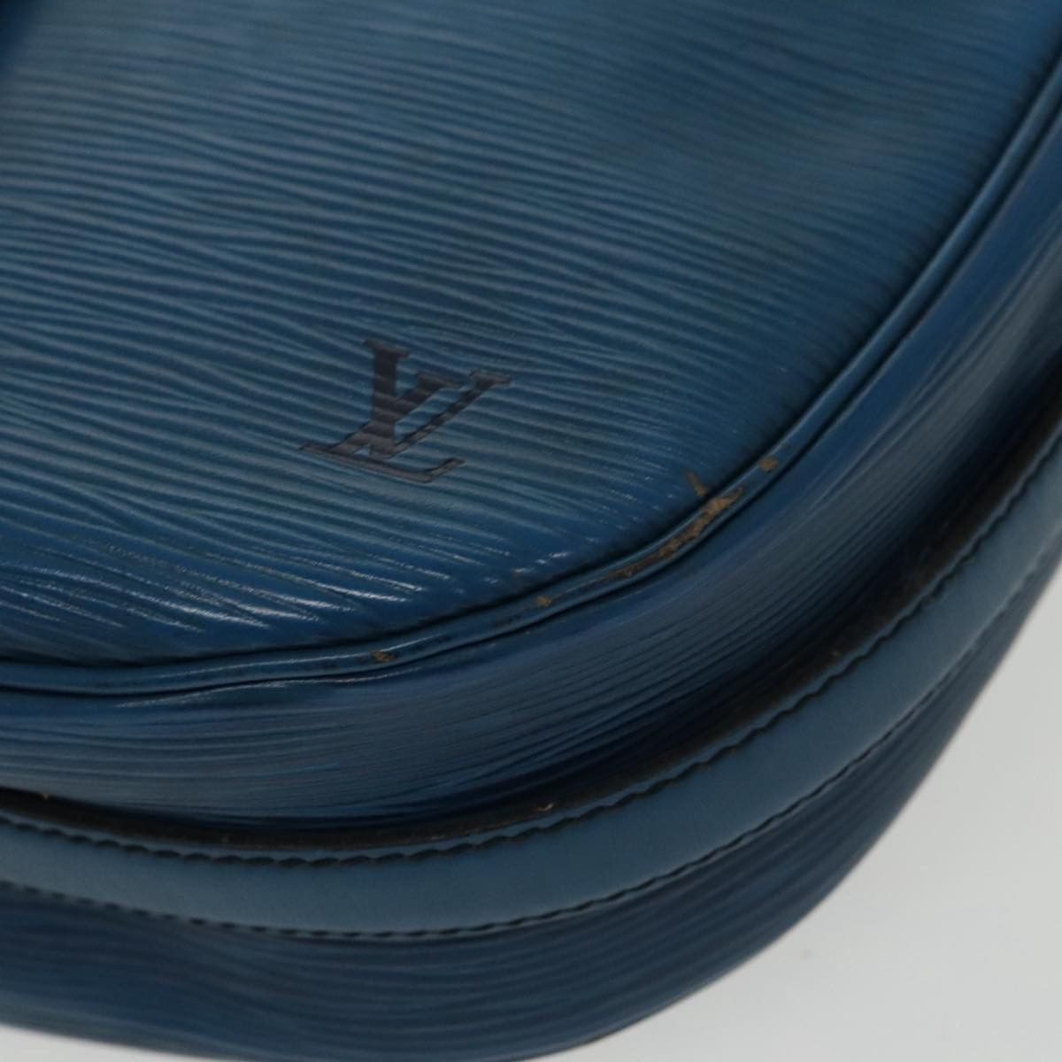 Louis Vuitton LOUIS VUITTON Epi June Feuille Shoulder Bag Blue M52155 Size ONE SIZE - 10 Thumbnail