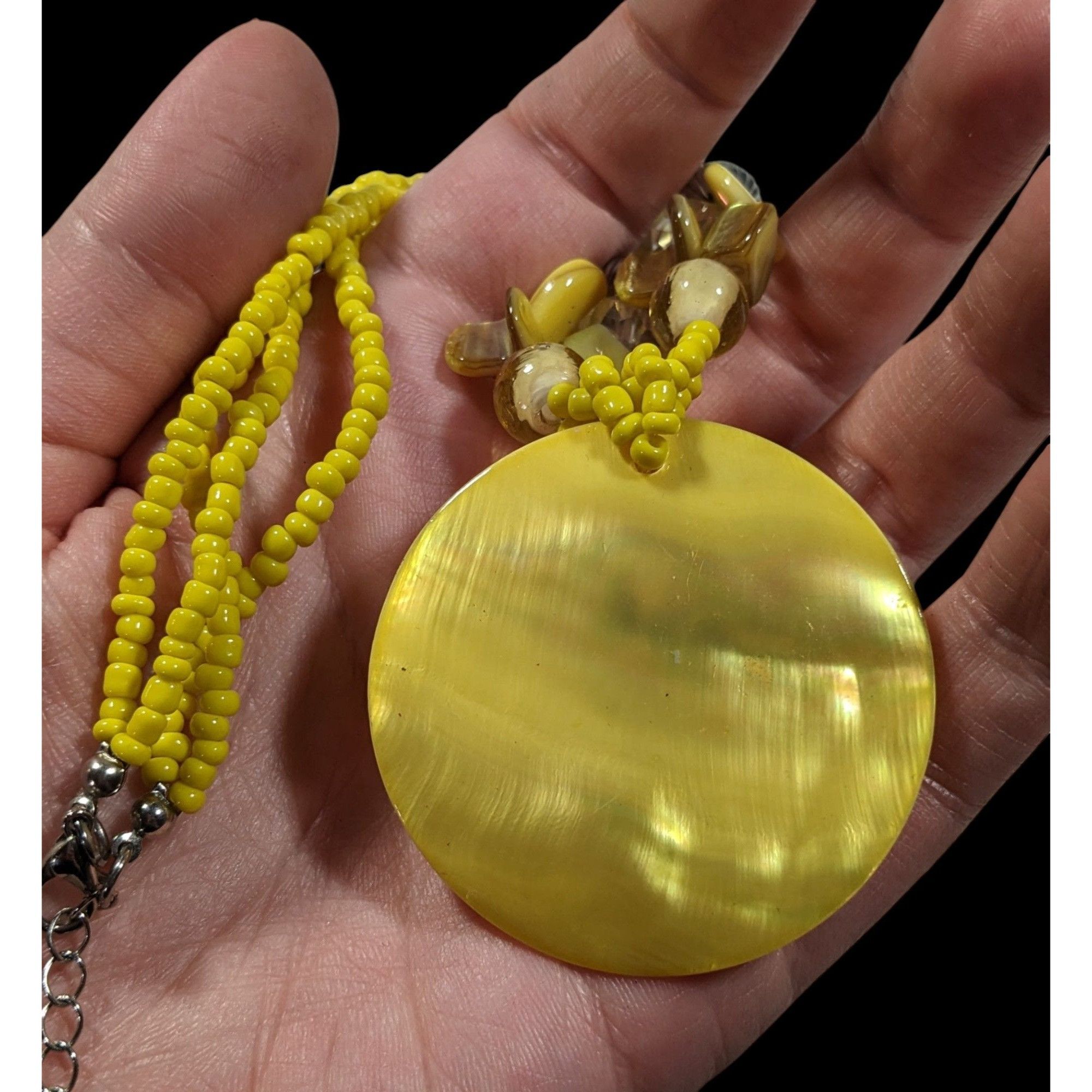 Other Summery Bohemian Hippie Yellow Shel Beaded Pendant Necklace Size ONE SIZE - 3 Thumbnail
