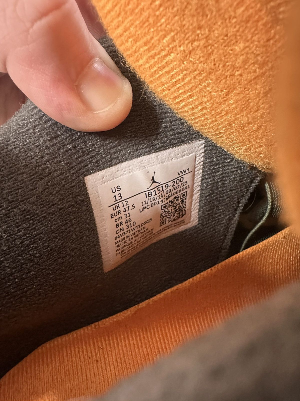 Jordan Brand × Undefeated Jordan 4 Undefeated Size US 13 / EU 46 - 8 Thumbnail