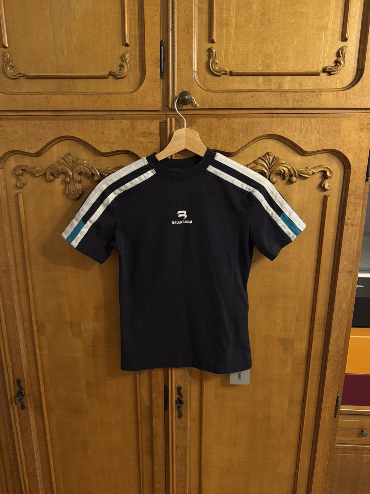 Balenciaga Balenciaga Sporty B Shrunk Tee Size US XXS / EU 40 - 2 Thumbnail