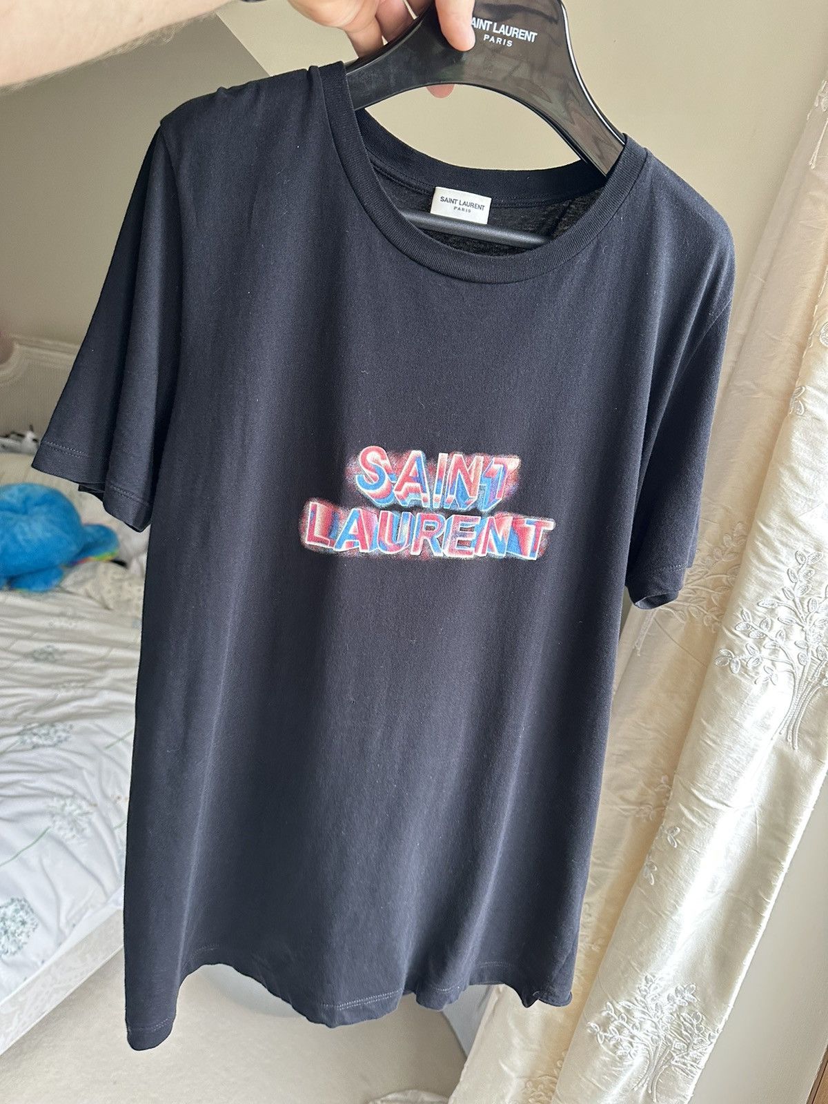 Saint Laurent Paris Saint Laurent neon logo black t shirt Size US S / EU 44-46 / 1 - 14 Thumbnail