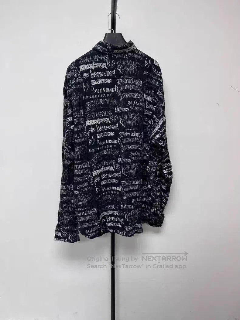 Balenciaga Balenciaga size 37 Logo Printed Full Print Single Breasted Size US L / EU 52-54 / 3 - 2 Thumbnail