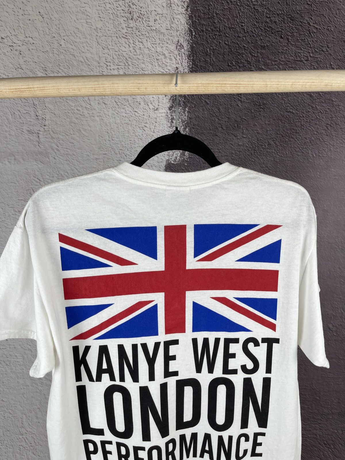 Band Tees × Gildan × Kanye West 2013 Kanye West London Performance 23 02 13 Tour T-shirt Size US M / EU 48-50 / 2 - 8 Thumbnail