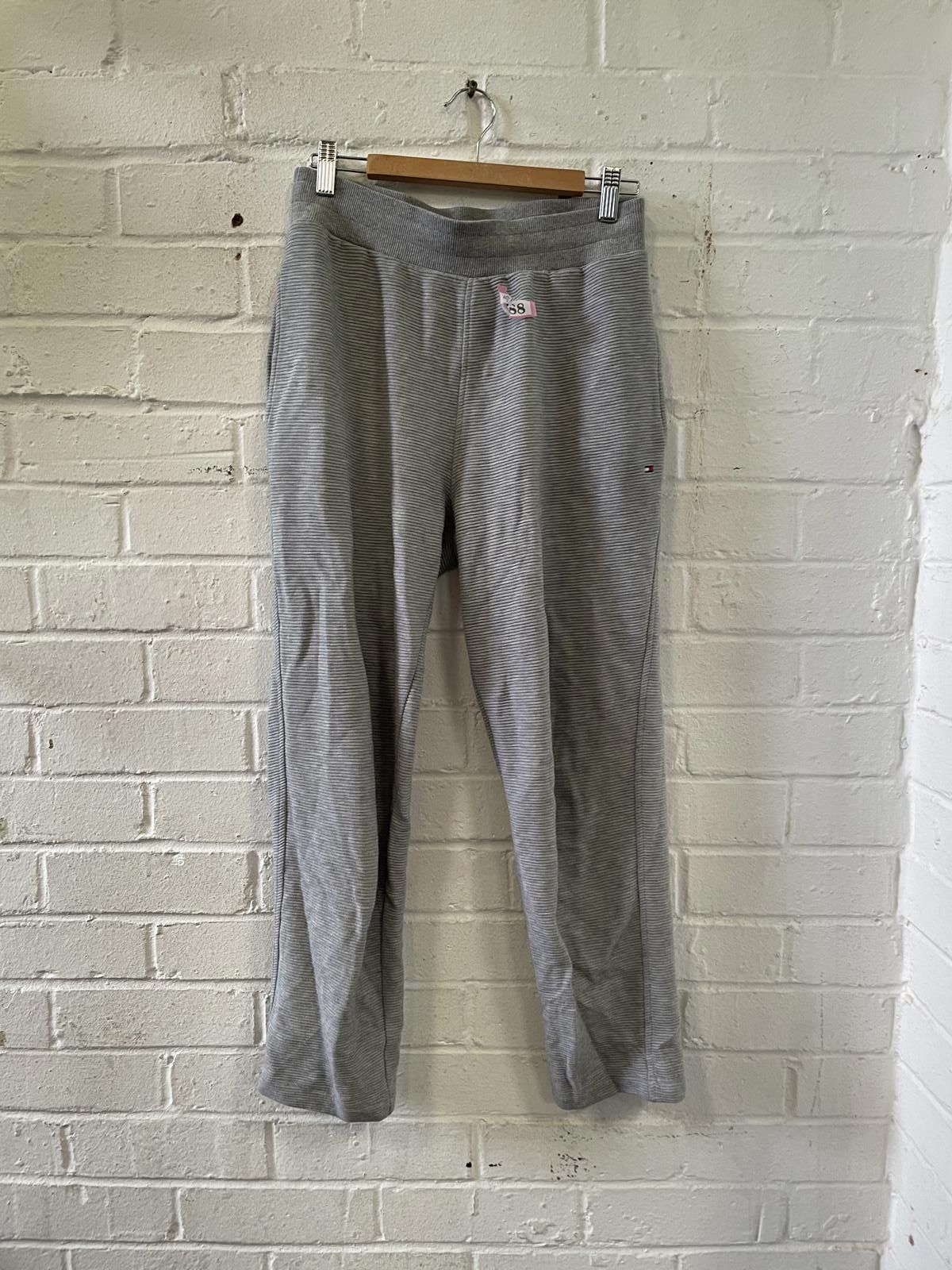 Tommy Hilfiger Tommy Hilfiger Men's Grey Sweatpants Size S Size US 30 / EU 46 - 1 Thumbnail
