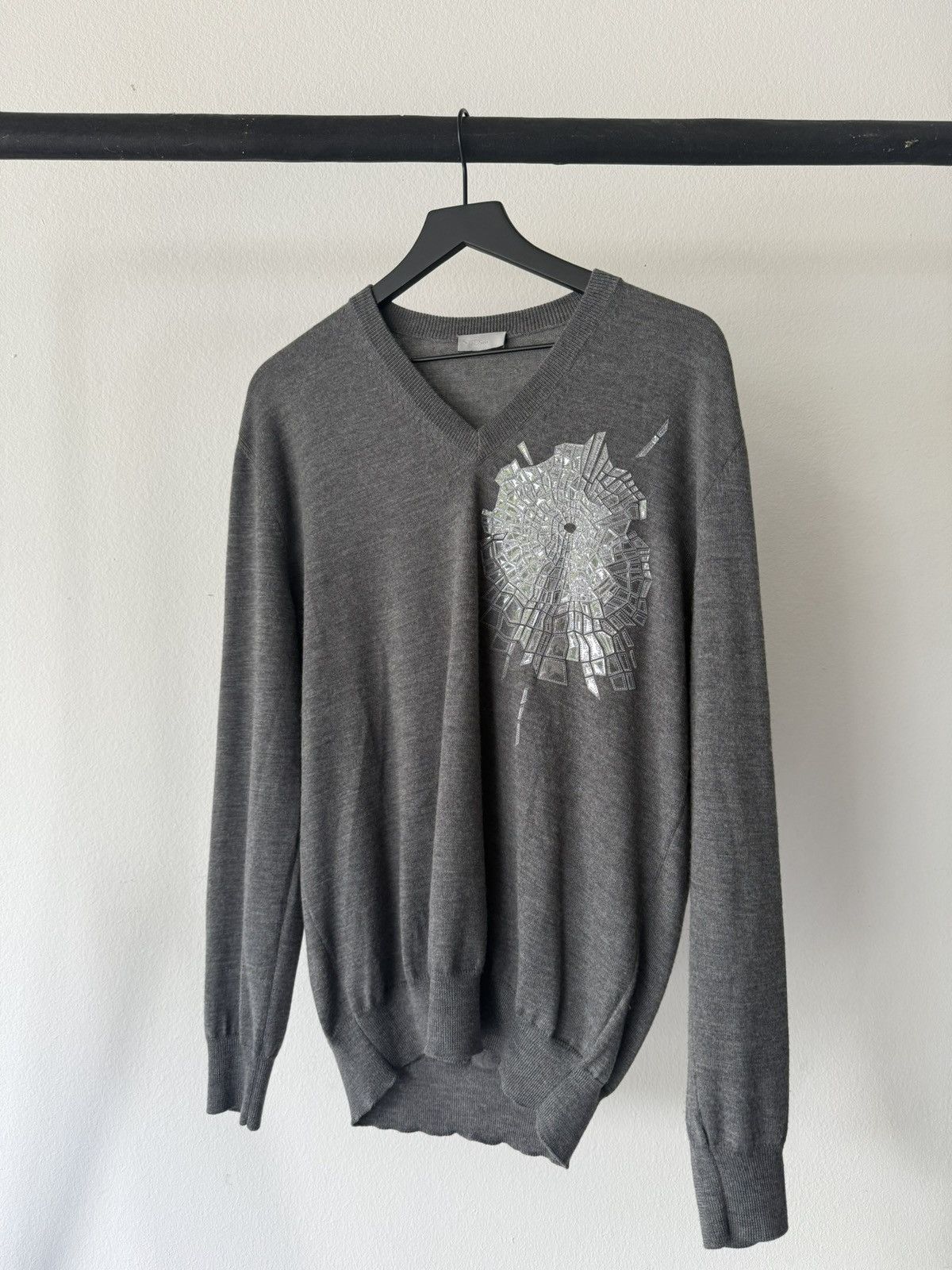 dior homme AW05 ダメージ　Vネック　ニット　セーター Dior Dior Homme AW05 Distressed V-Neck Knit | Grailed