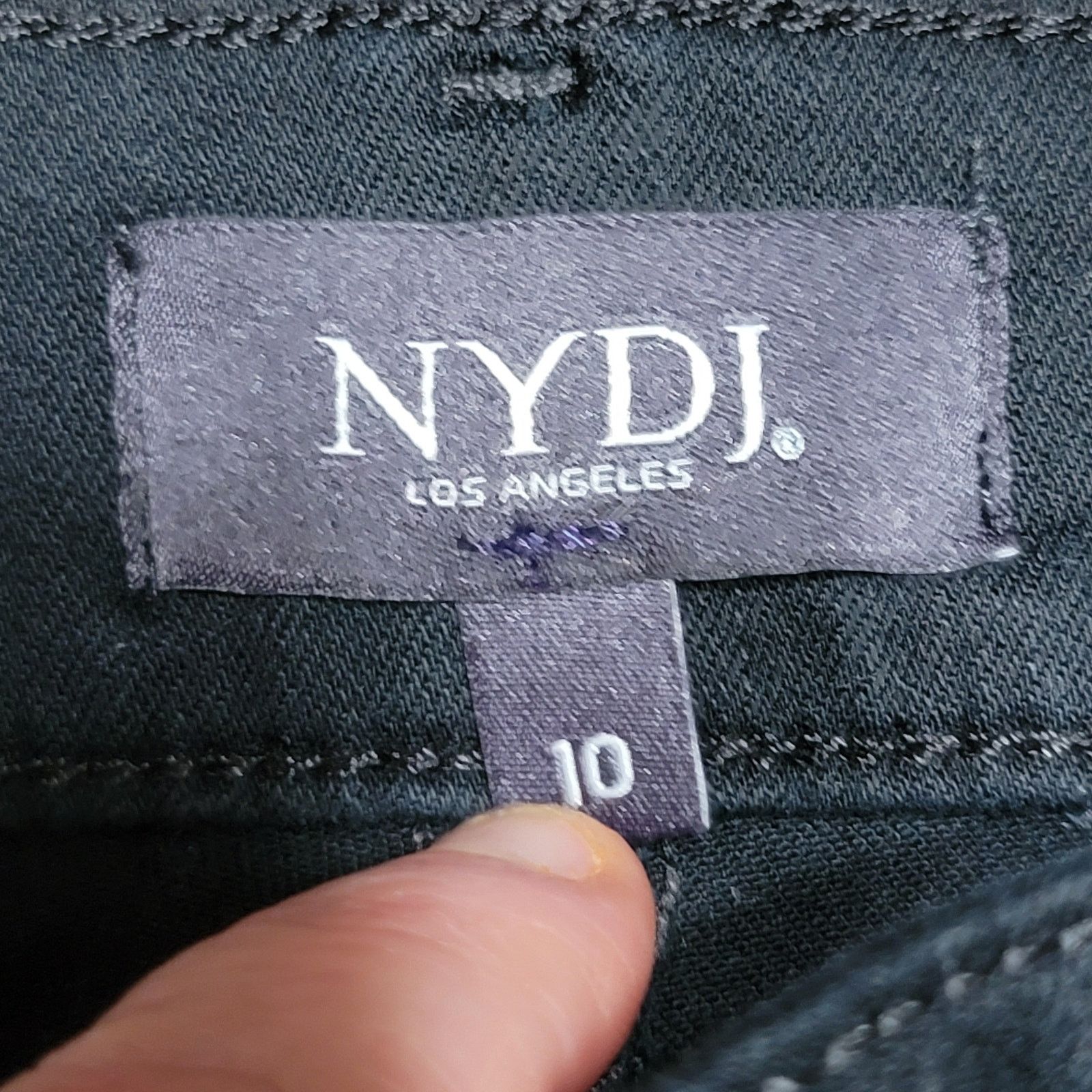 NYDJ NYDJ Marilyn Crop Jeans w/ Lift X Tuck Technology - Size 10 Size 32" / US 10 / IT 46 - 5 Thumbnail