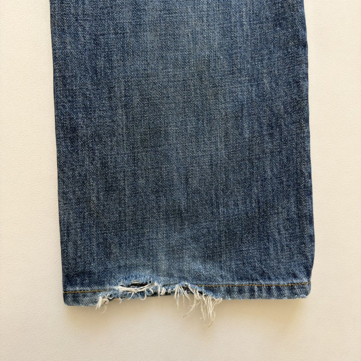 Helmut Lang Thrashed’ Vintage Classic Denim’ Jeans Size US 32 / EU 48 - 18 Thumbnail