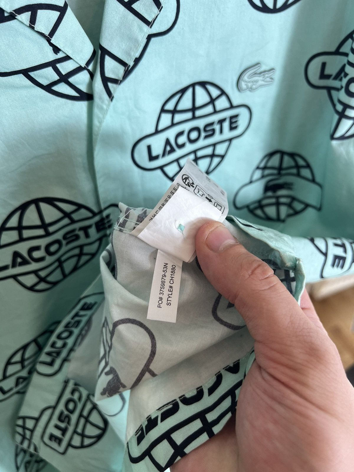 Lacoste Lacoste Globe Print Relaxed Fit Shirt XL – Rare Viral Piece Size US XL / EU 56 / 4 - 12 Thumbnail