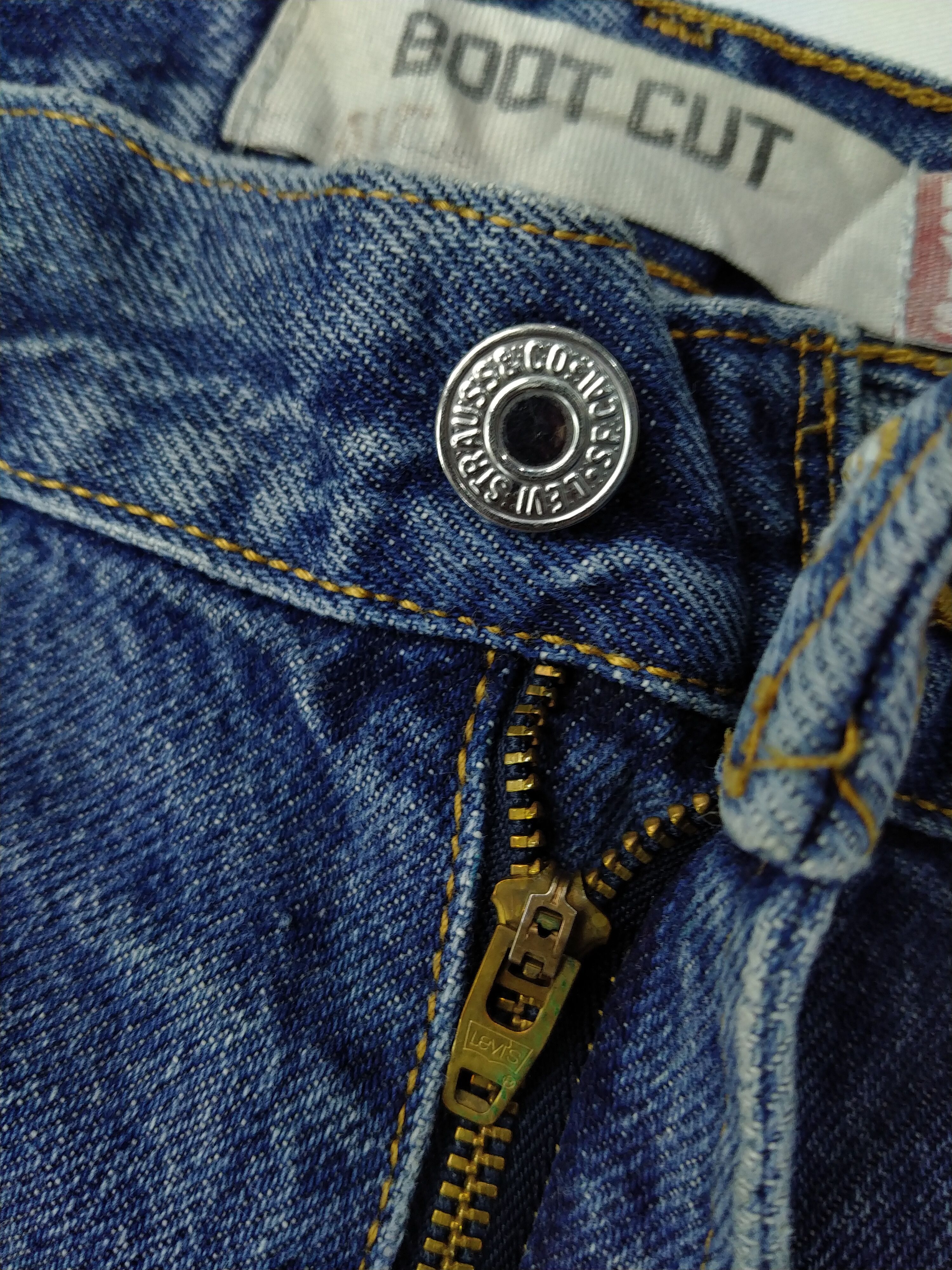 Levi's Blue Vintage Levi's 517 Flare Boot Cut Denim 39x28 -JN414 Size US 39 - 13 Thumbnail