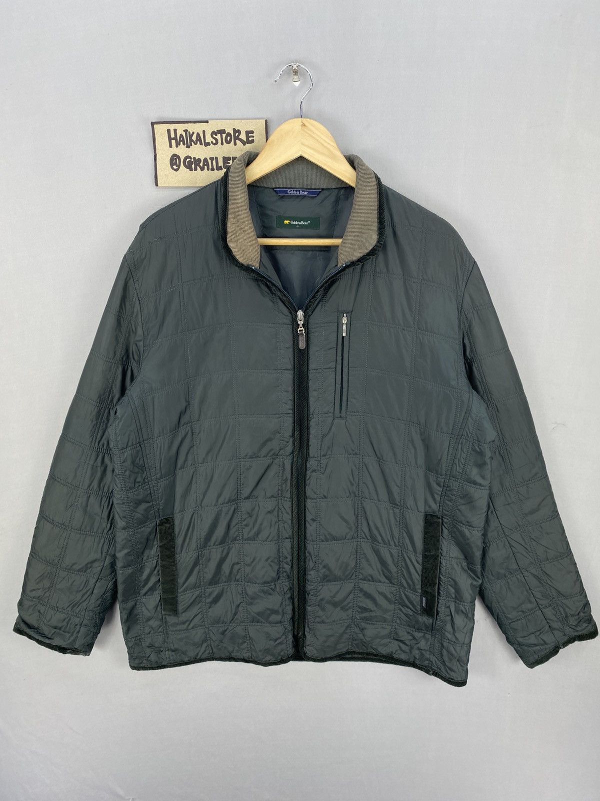 Golden Bear Square Nylon Quilt