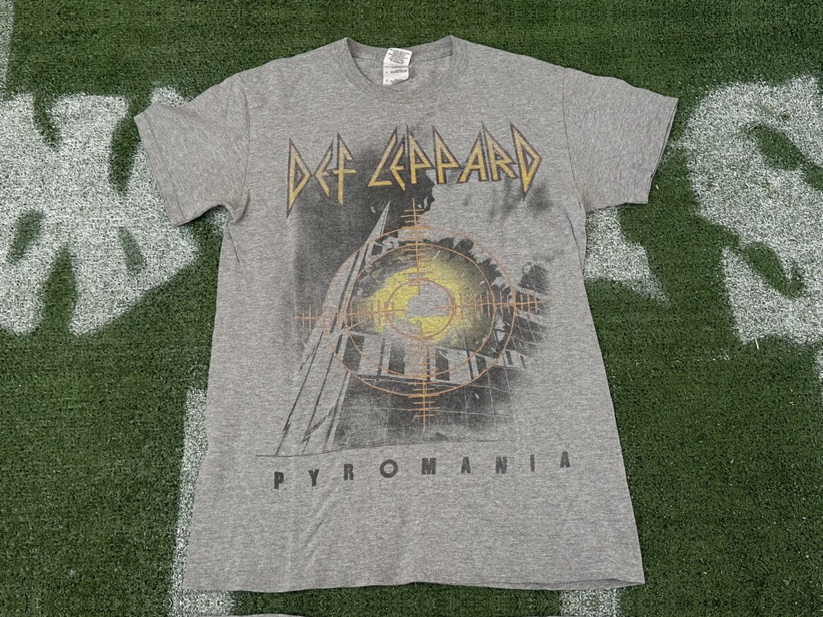 Gildan Def Leppard Tee Size US S / EU 44-46 / 1 - 1 Preview