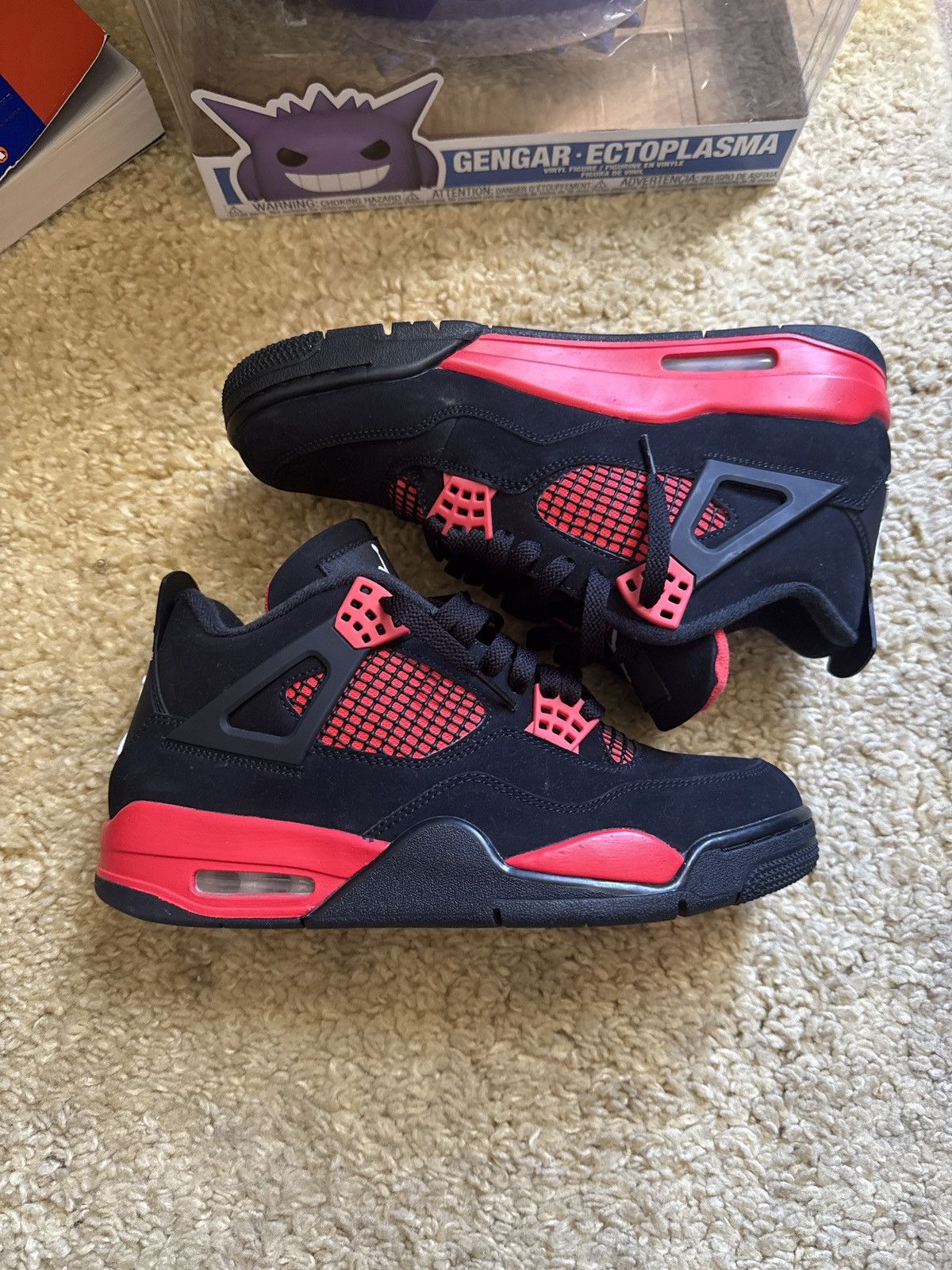 Jordan Brand Jordan 4 Red Thunder Size US 9 / EU 42 - 1 Thumbnail