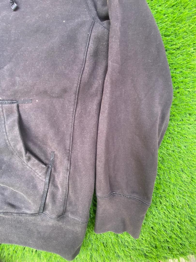Uniqlo Uniqlo Hooded Japan Size US M / EU 48-50 / 2 - 4 Thumbnail