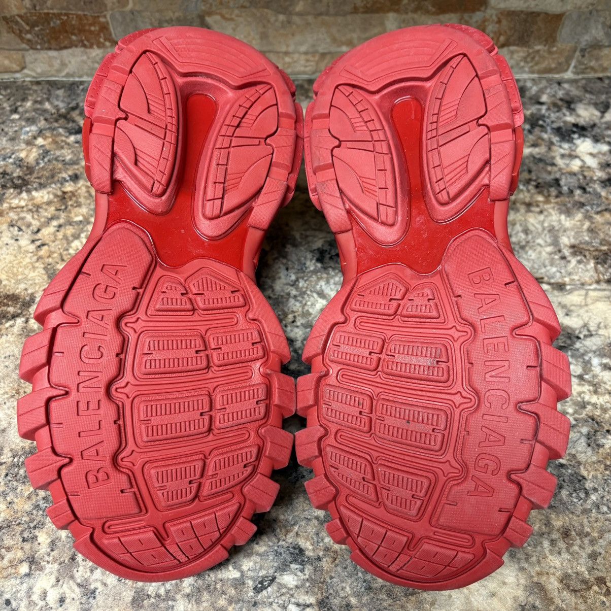 Balenciaga Balenciaga Track 3 Distressed Sneaker Red Size US 8 / EU 41 - 9 Thumbnail