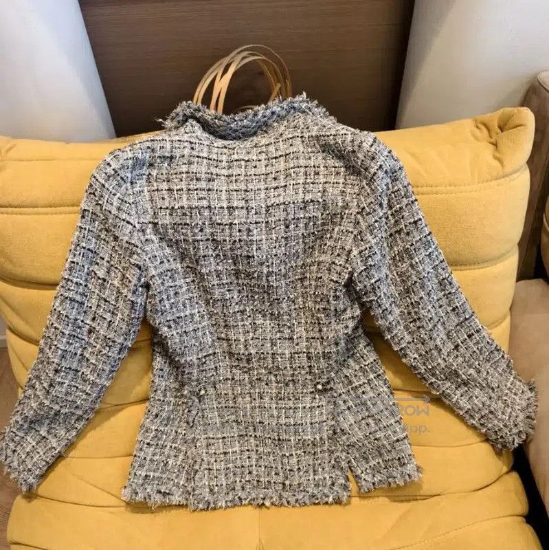 Chanel Chanel Gray Lurex Tweed Shoulder Pad Jacket . Size XS / US 0-2 / IT 36-38 - 3 Thumbnail