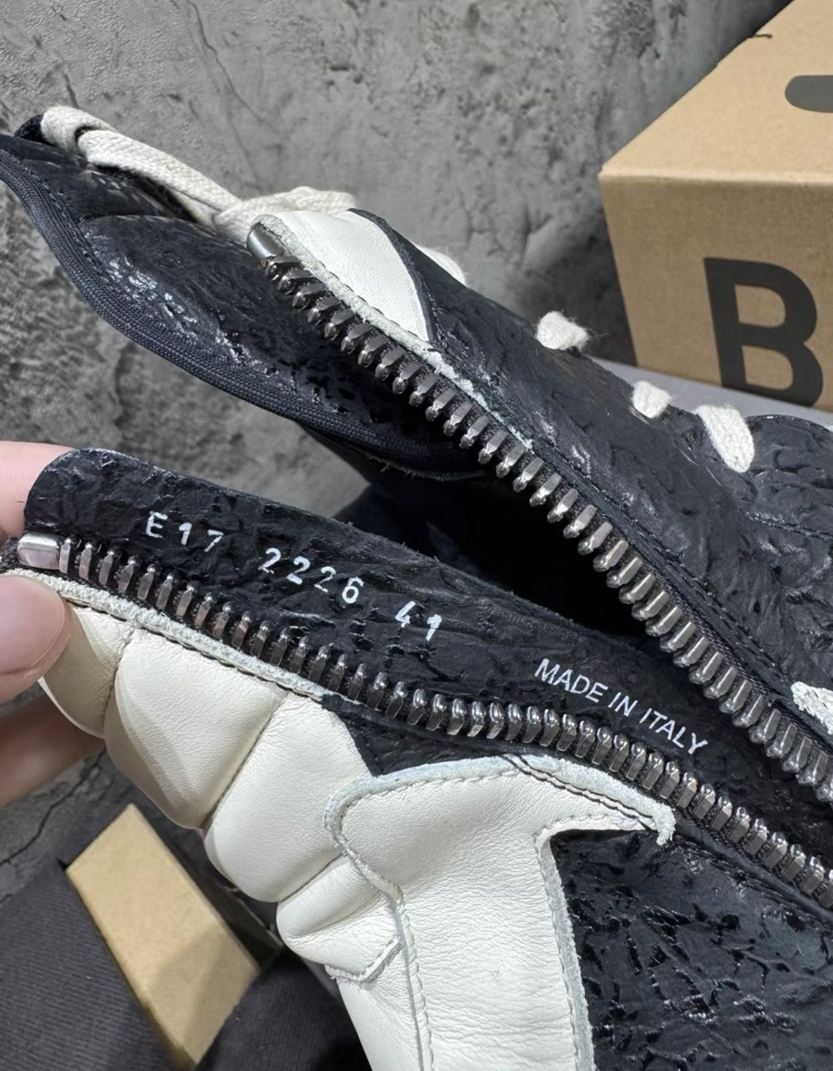 Rick Owens Rick Owens Main Line Reverse Triangle K37 Size US 8 / EU 41 - 3 Thumbnail