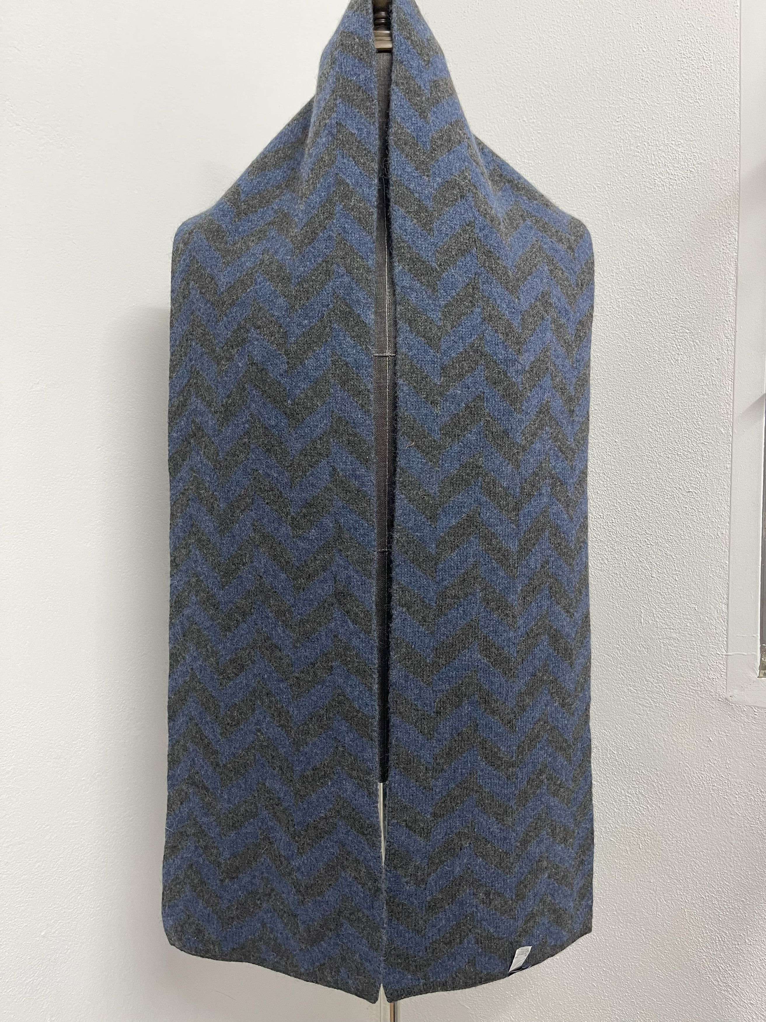 Gap Vintage GAP Scarf / Muffler - 6094 Size ONE SIZE - 2 Thumbnail