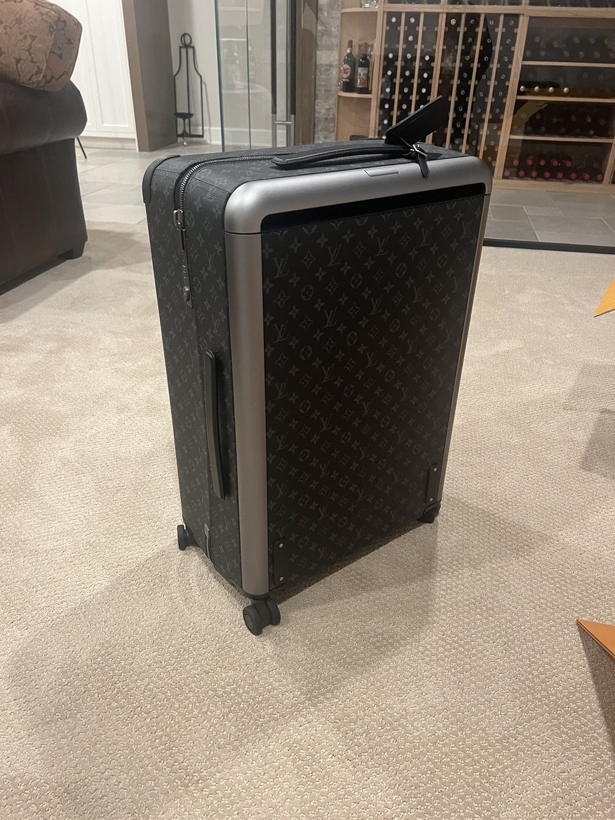 Louis Vuitton Louis Vuitton luggage Size ONE SIZE - 3 Thumbnail