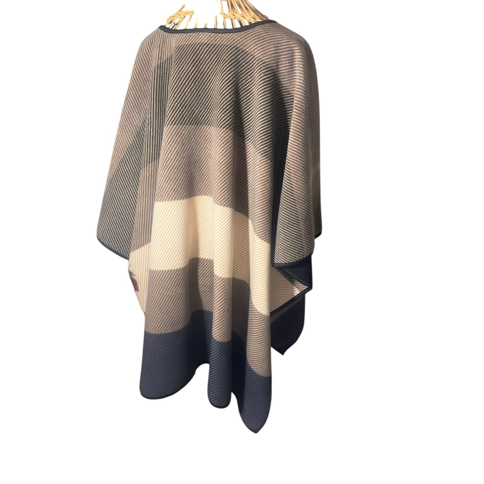 Ike Behar Ike Behar Multicolor Wrap Poncho Cape One Size Fits Most Size ONE SIZE - 3 Thumbnail