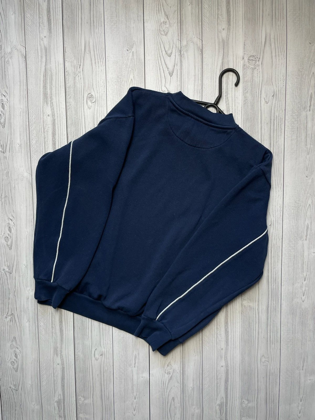 Umbro Vintage Umbro sweatshirt size M logo line blue Size US M / EU 48-50 / 2 - 5 Thumbnail