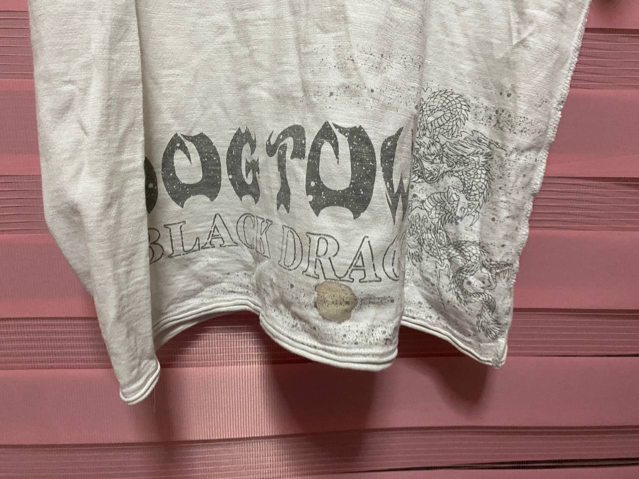 Dogtown Dog town shirt printed (stain & distressed) Size US XL / EU 56 / 4 - 3 Thumbnail