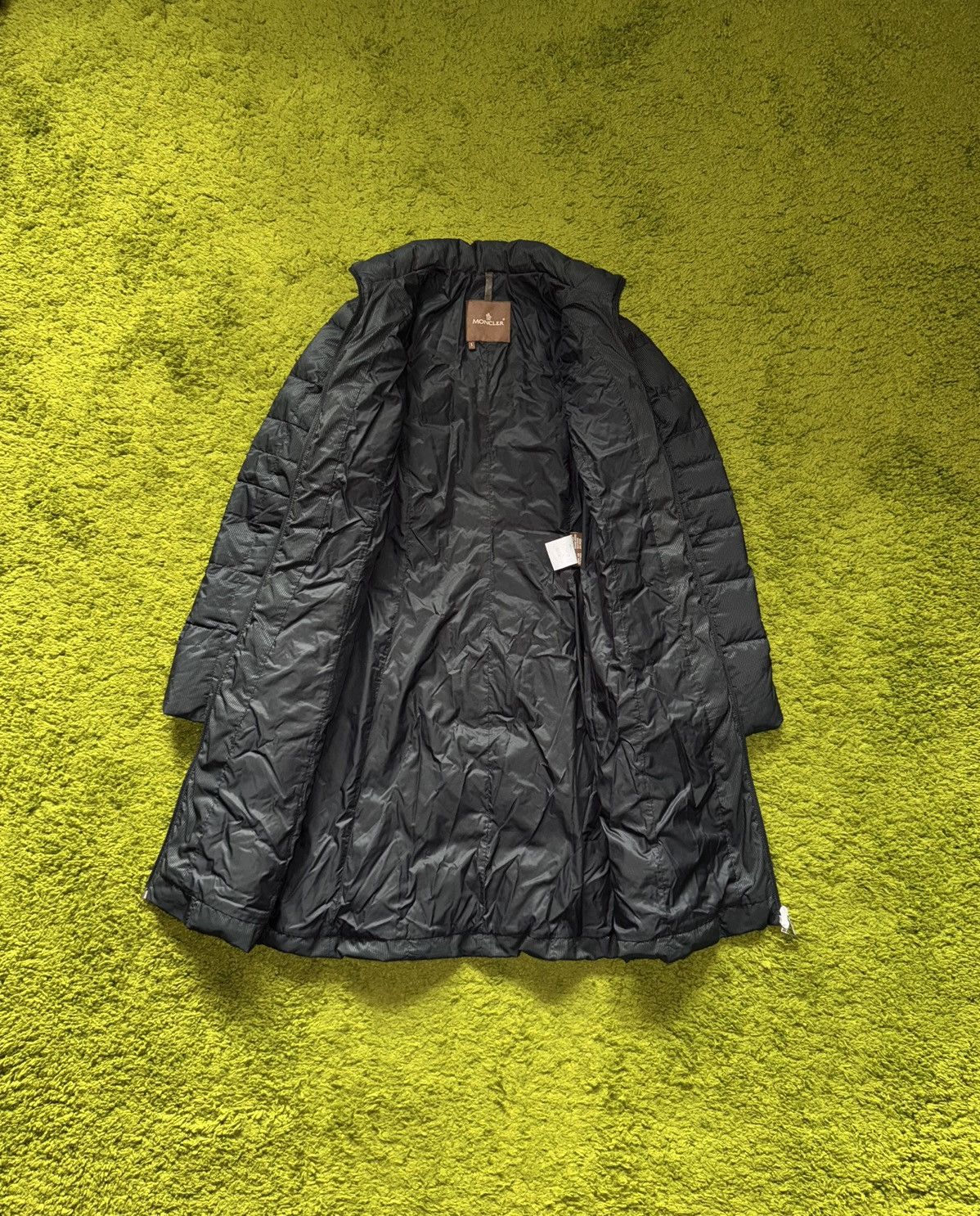 Moncler Moncler 2000s vintage puffer down coat jacket Size S / US 4 / IT 40 - 2 Thumbnail