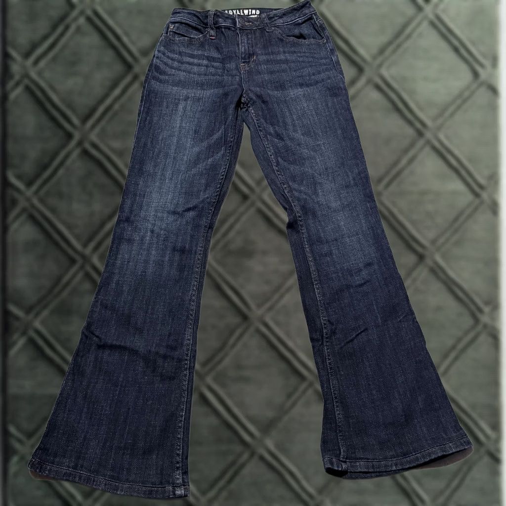 Vintage Idyllwind Boots? No, Bootcut Jeans Women's Blue Denim - 2Wx32L - Idyllwind - Jeans - Blue - Women - Regular - 2W x 32L Size 26" / US 2 / IT 38 - 1 Thumbnail