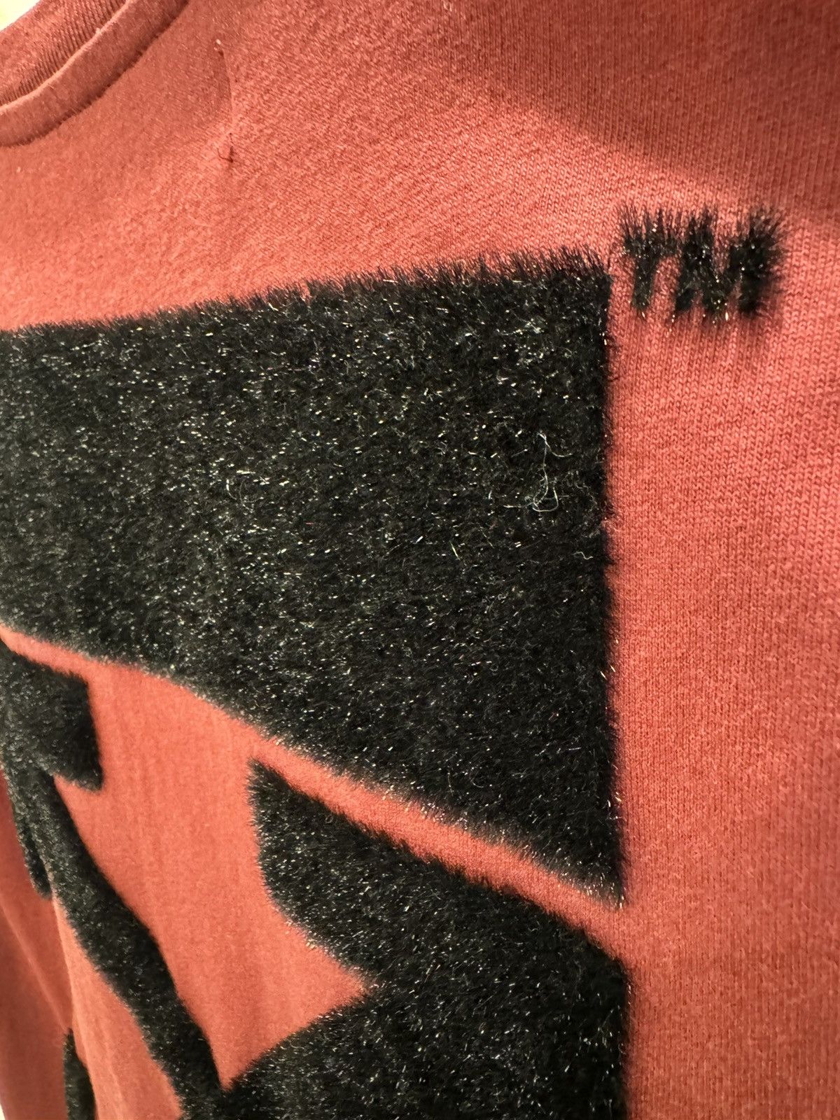 Off-White Off White Faux Fur Logo Tee Size XXS / US 00 / IT 34 - 5 Thumbnail