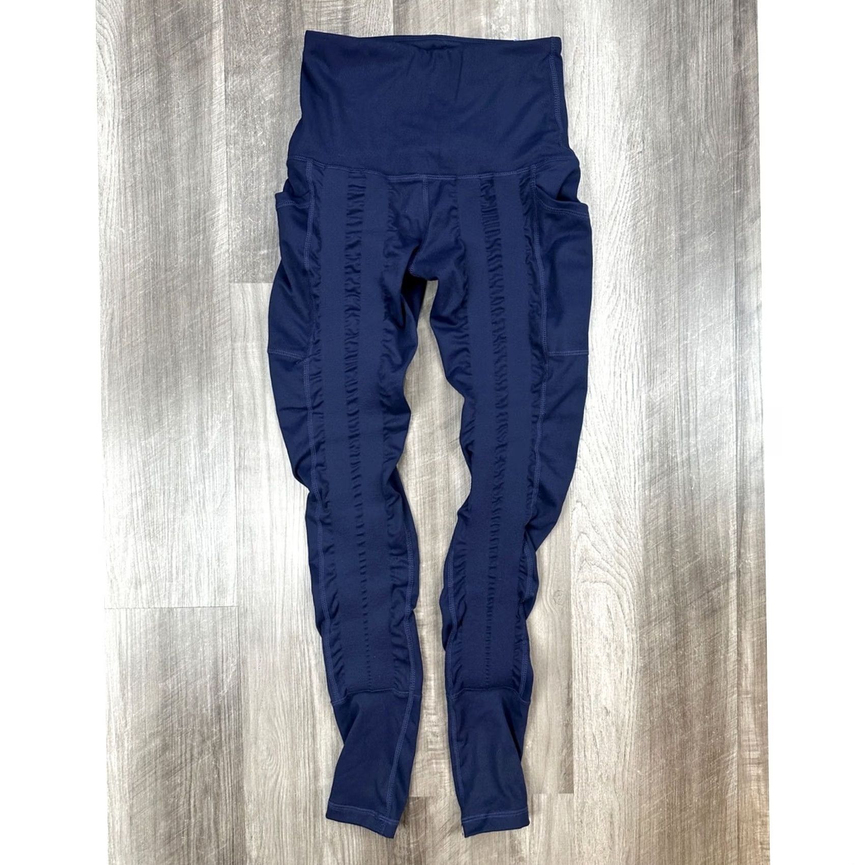 Vintage Sweetflexx Leggings Navy High Rise Pockets Women 4 NWOT Compression Polyester Spandex 79/21 Size 27" / US 4 / IT 40 - 2 Thumbnail