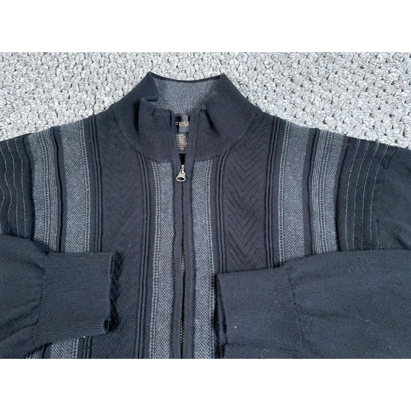 Vintage Retro Textured Geometric Zip Up Sweater Adult XL Black Gray Striped Mock Neck Size US XL / EU 56 / 4 - 4 Thumbnail