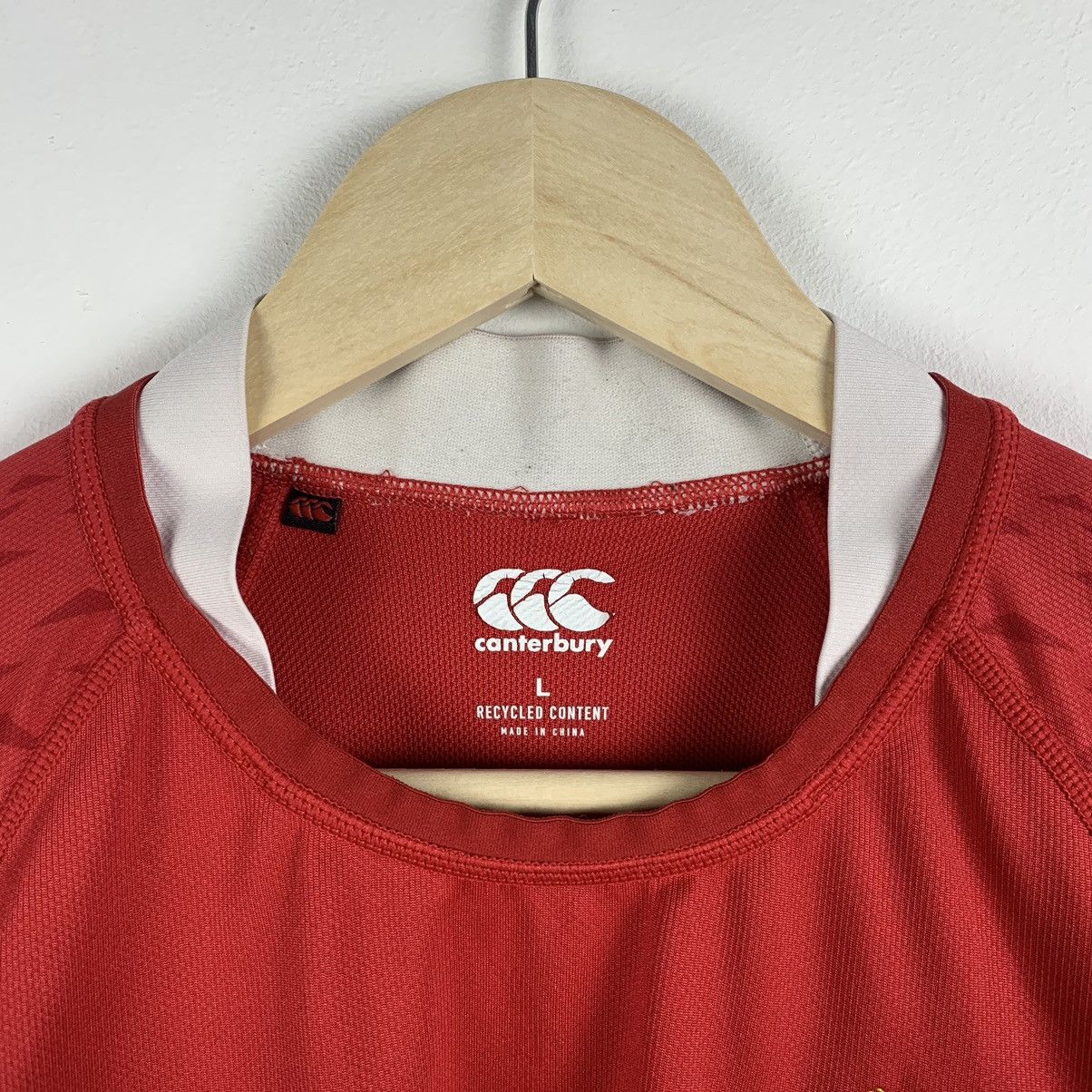 Canterbury of New Zealand Men’s Canterbury British & Irish Lions Rugby Shirt Size L Size US L / EU 52-54 / 3 - 6 Thumbnail