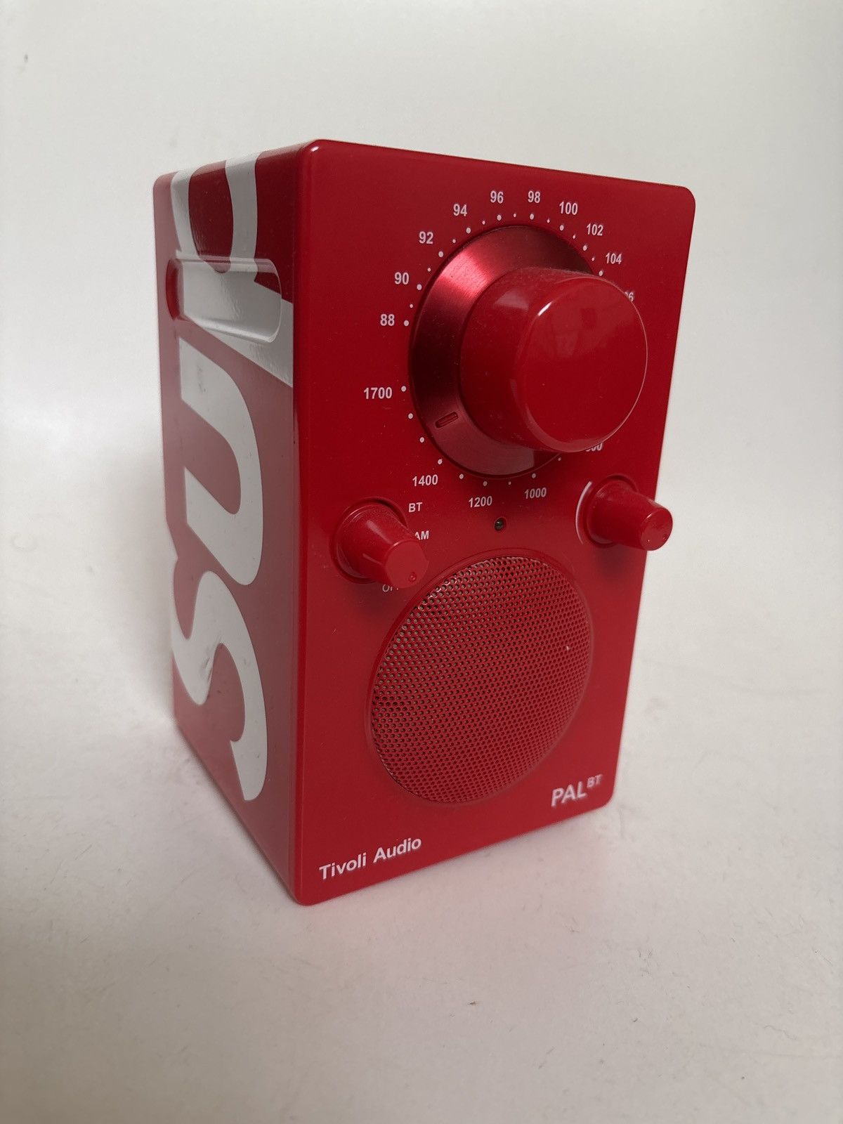 Supreme Supreme x Tivoli Bluetooth Speaker Size ONE SIZE - 1 Thumbnail
