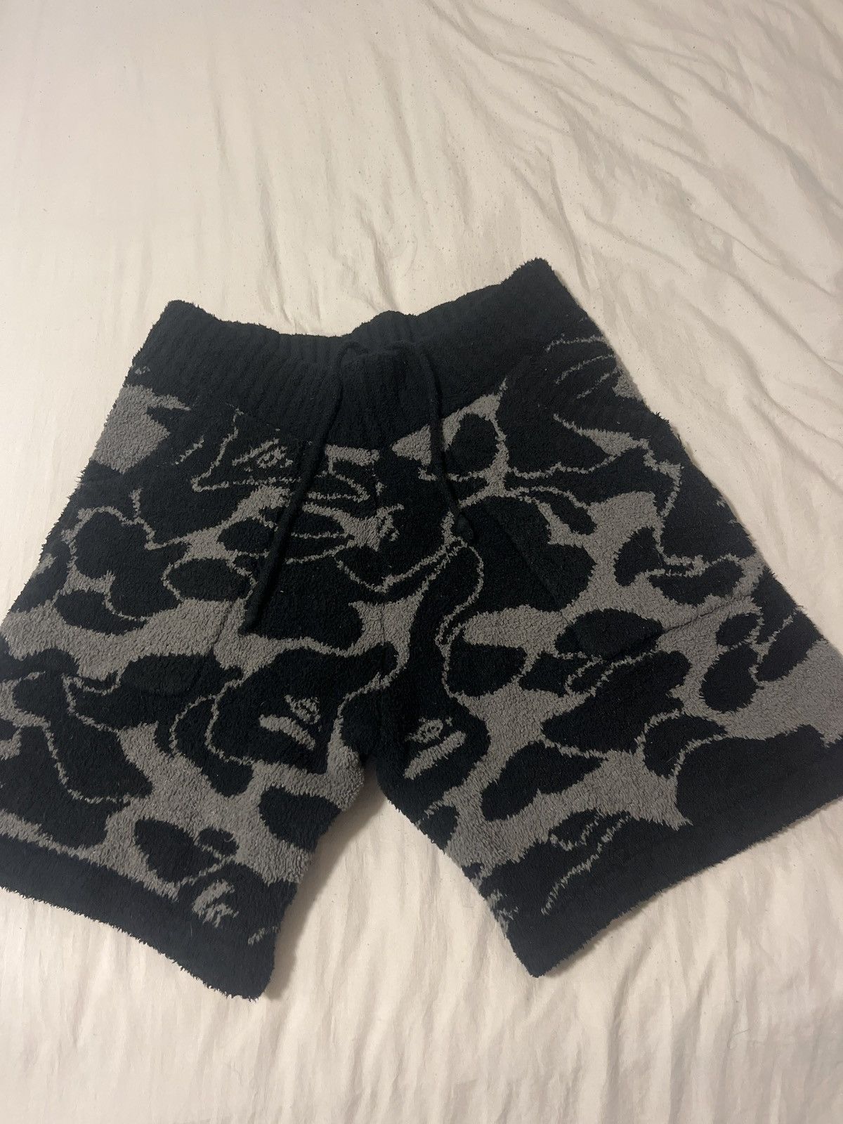Bape 🔥BAPE Textured Camo Shorts – Rare Piece🔥 Size US 30 / EU 46 - 1 Thumbnail