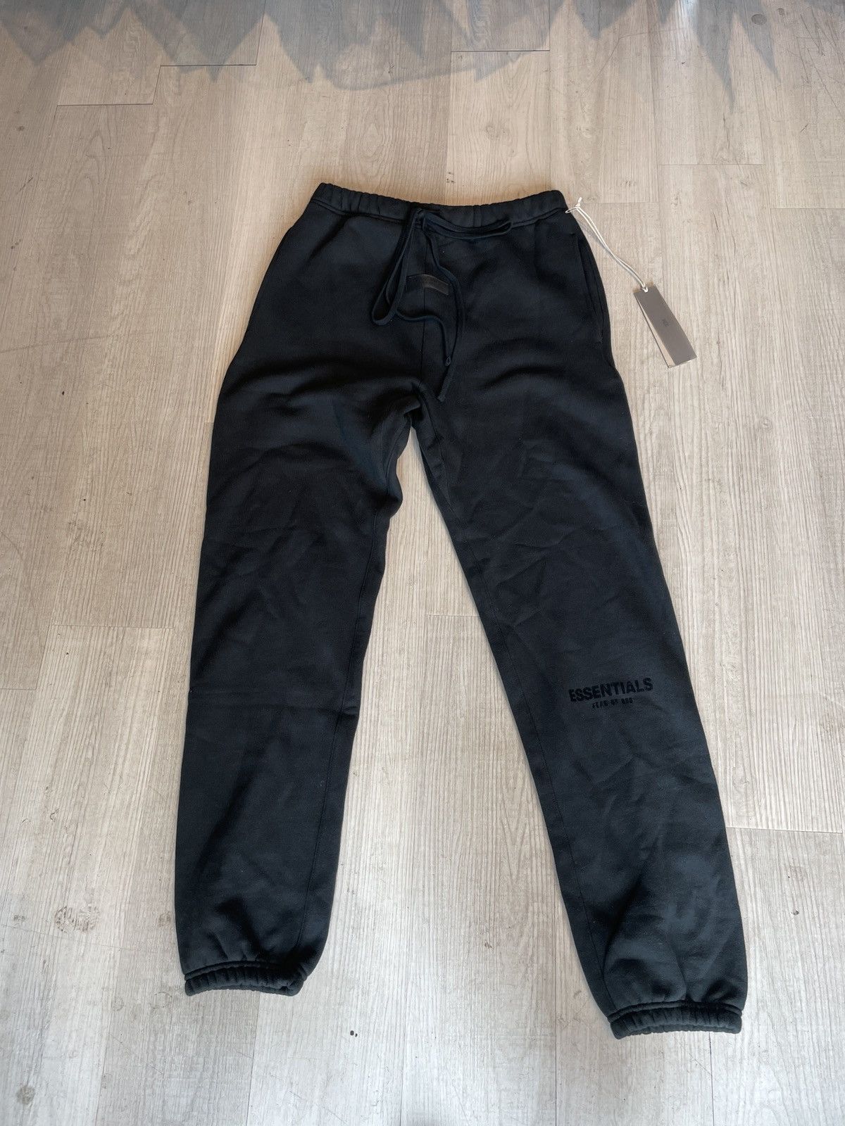 Essentials × Fear of God Fear of God Essentials FW22 Black Sweat Pants S Size US 30 / EU 46 - 1 Thumbnail