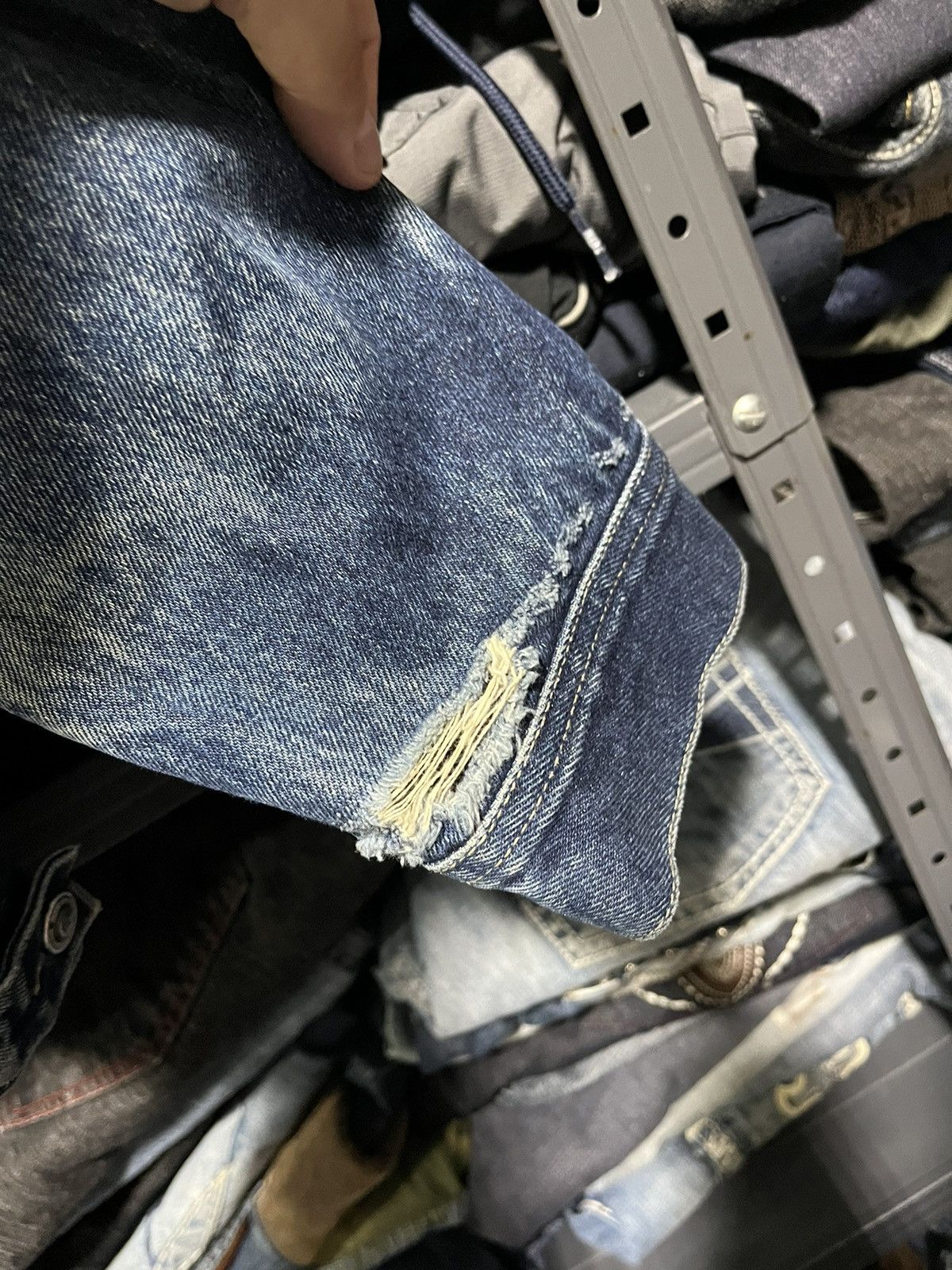 JNCO × Rocawear × Vintage Crazy Vintage Y2K Rocawear Hip-Hop Denim Trucker Jacket Size US XL / EU 56 / 4 - 5 Thumbnail