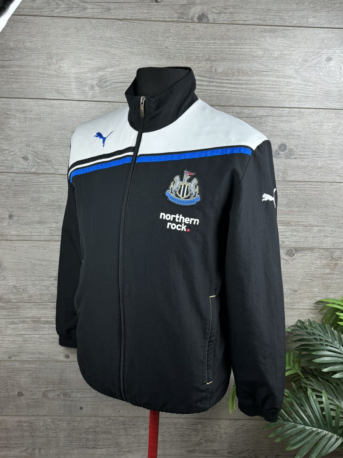 Puma Newcastle United Football Training Jacket Top 2011 2012 Puma Size US M / EU 48-50 / 2 - 1 Thumbnail