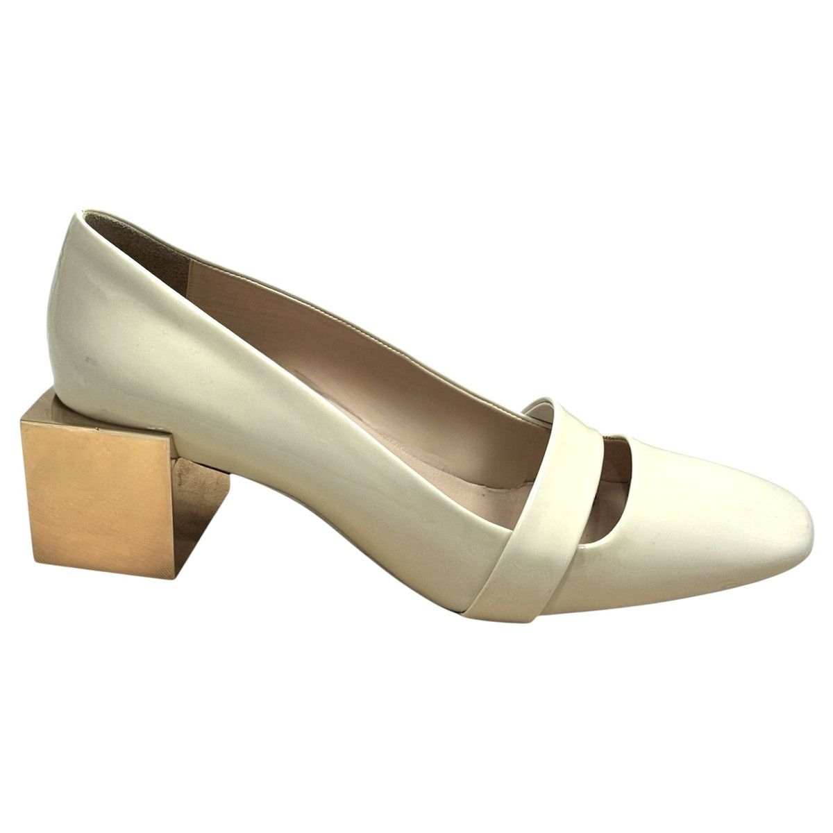 Christian Louboutin Christian Louboutin Cream Patent Mary Jane Pumps Size 38 Size US 8 / IT 38 - 4 Thumbnail