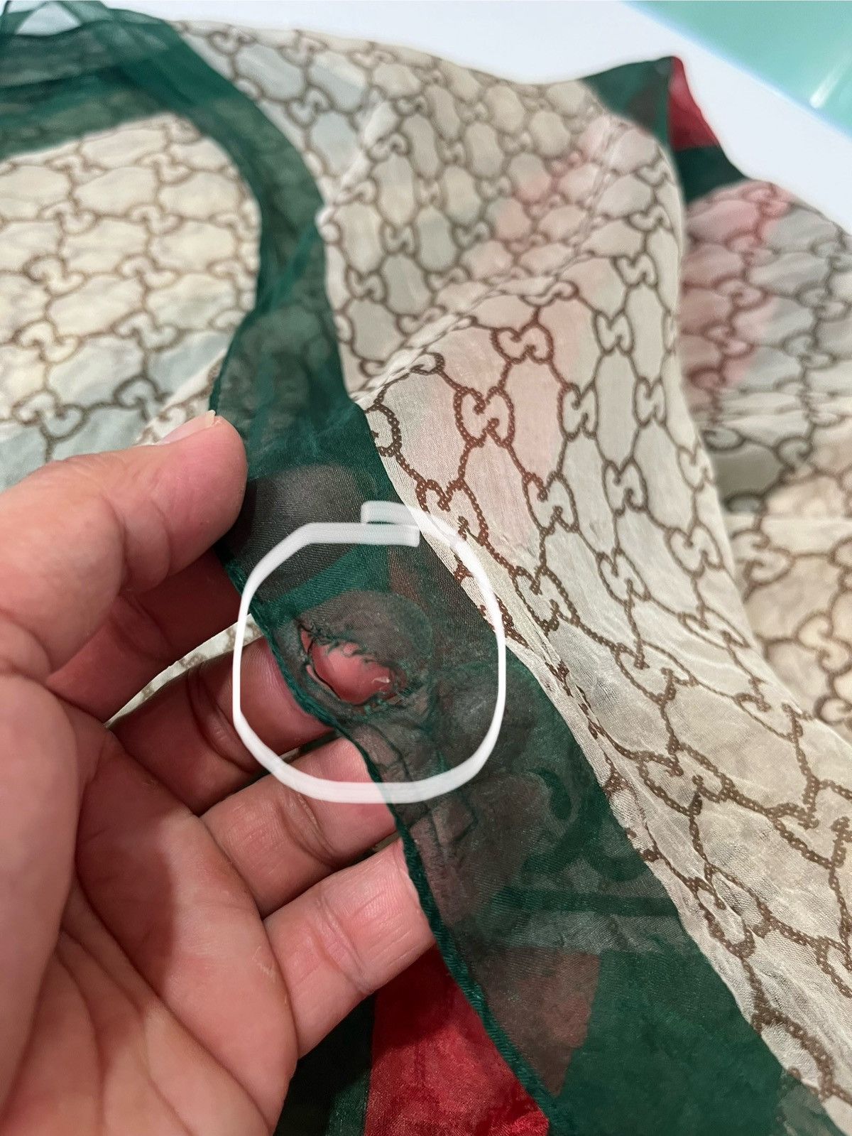 Gucci Authentic GUCCI Full Monogram 100% Silk Scarf 64x25 inchies Size ONE SIZE - 6 Thumbnail