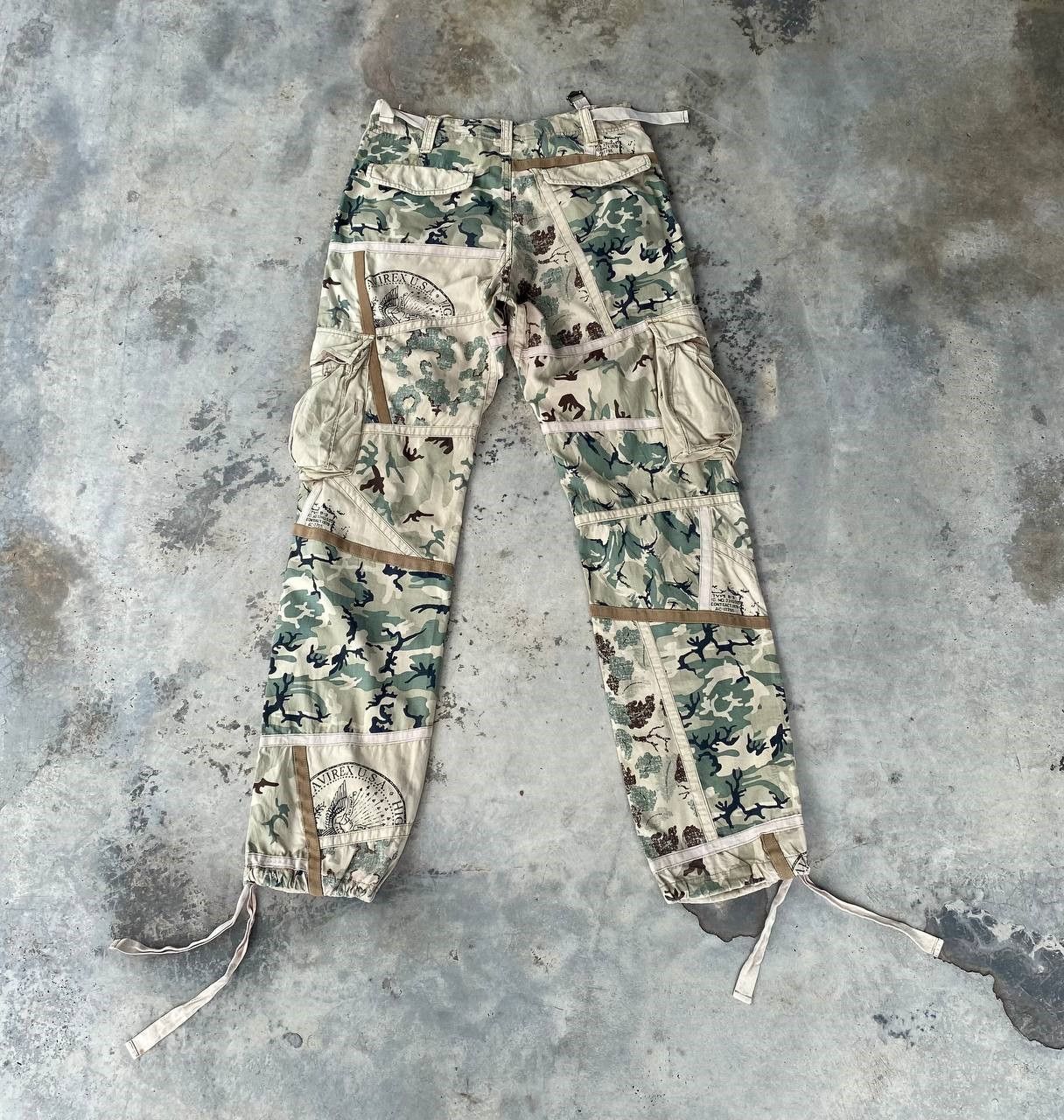 Avirex RARE AVIREX CARGO PANELLED CAMO SPLIT DESIGN ROPE ANKLE Size US 29 - 11 Thumbnail