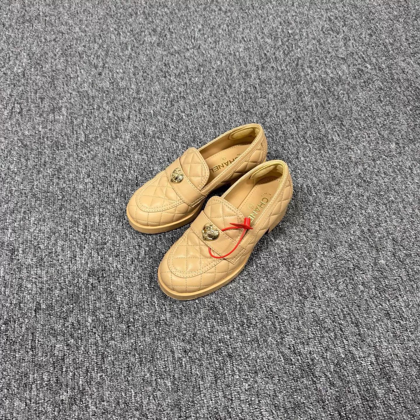 Chanel Chanel Beige Double C Heart Quilted Loafer 37 99N Size US 6.5 / IT 36.5 - 1 Thumbnail