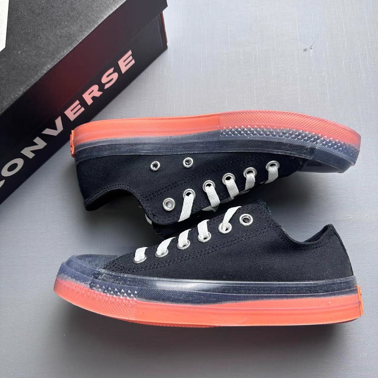 Converse Converse Low-top Canvas Shoes K28 Size US 7 / IT 37 - 2 Thumbnail