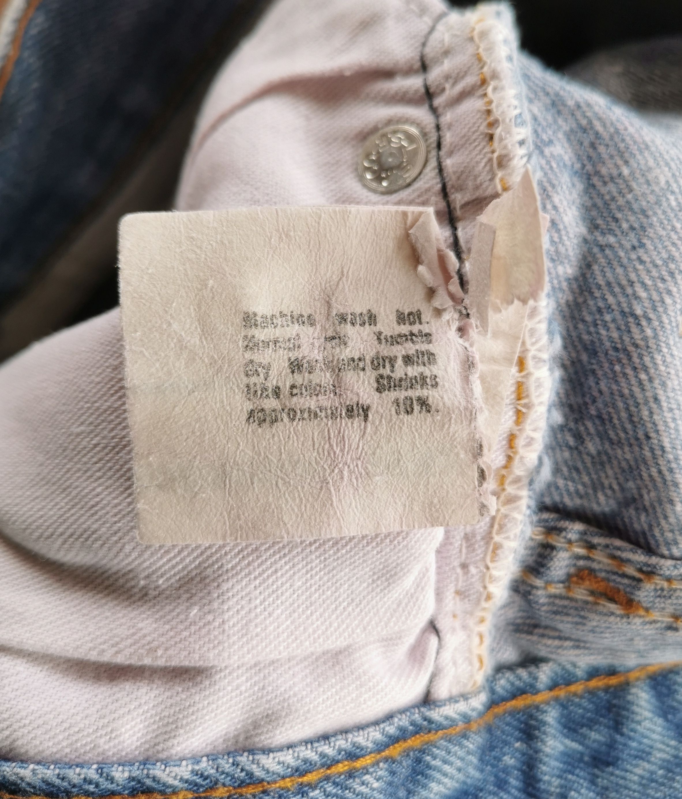 Levi's 90s Light Wash Vintage Levi's 501 Jeans USA 28x28 Denim Size US 28 / EU 44 - 3 Thumbnail
