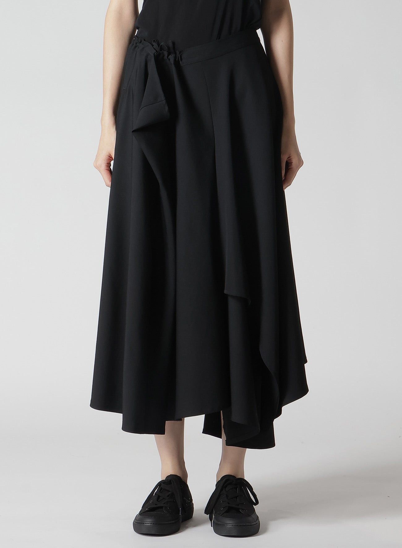 Yohji Yamamoto Yohji Yamamoto - W/Gabardine Asymmetrical R GATHERED SKIRT Size 32" / US 10 / IT 46 - 1 Thumbnail
