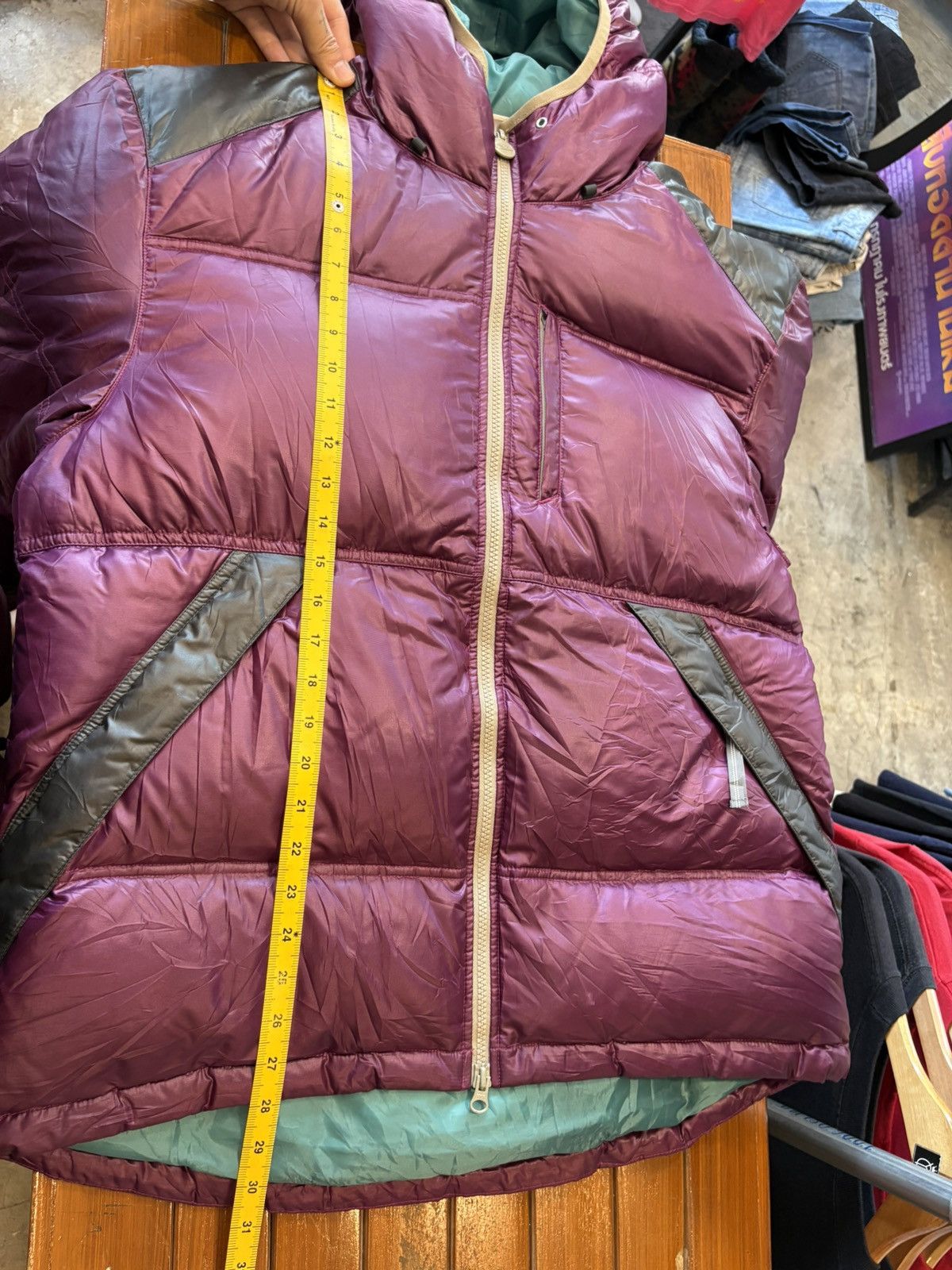 Nike Vintage 2000s Nike Burgundy Swoosh Puffer Jacket Size US XL / EU 56 / 4 - 4 Thumbnail